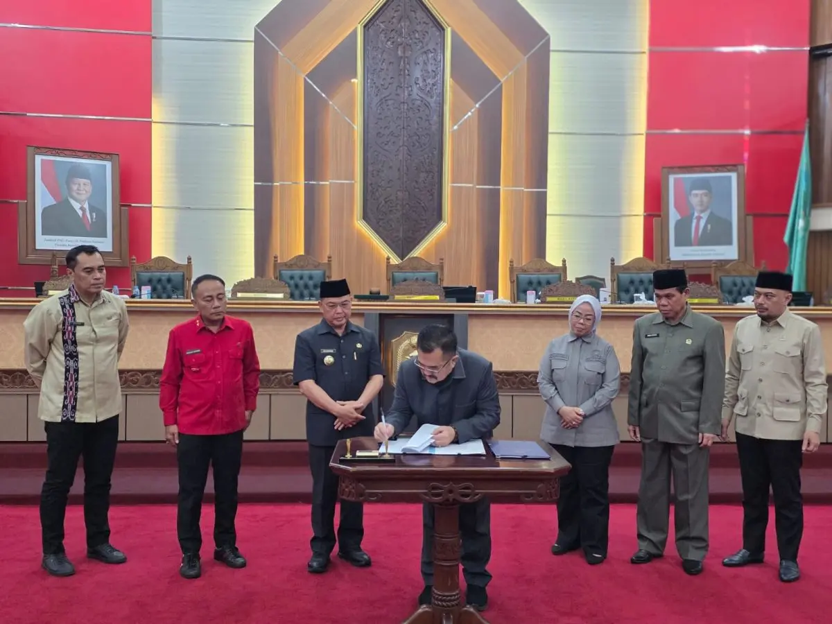 Raperda Perubahan APBD Ta 2026 Disetujui, Pemprov Fokus Akselerasi Pembangunan dan Penanganan karhutla