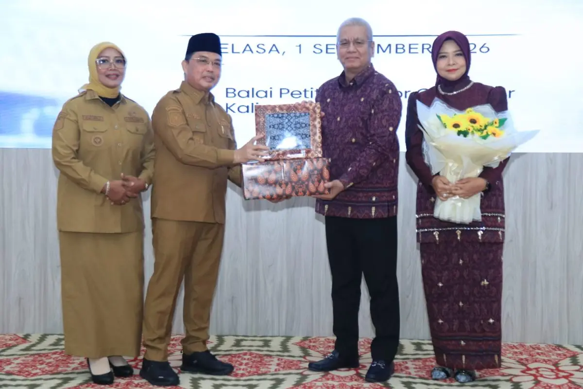 Sekda Harisson Purna Tugas, Gubernur Ria Norsan Apresiasi 32 Tahun Pengabdian