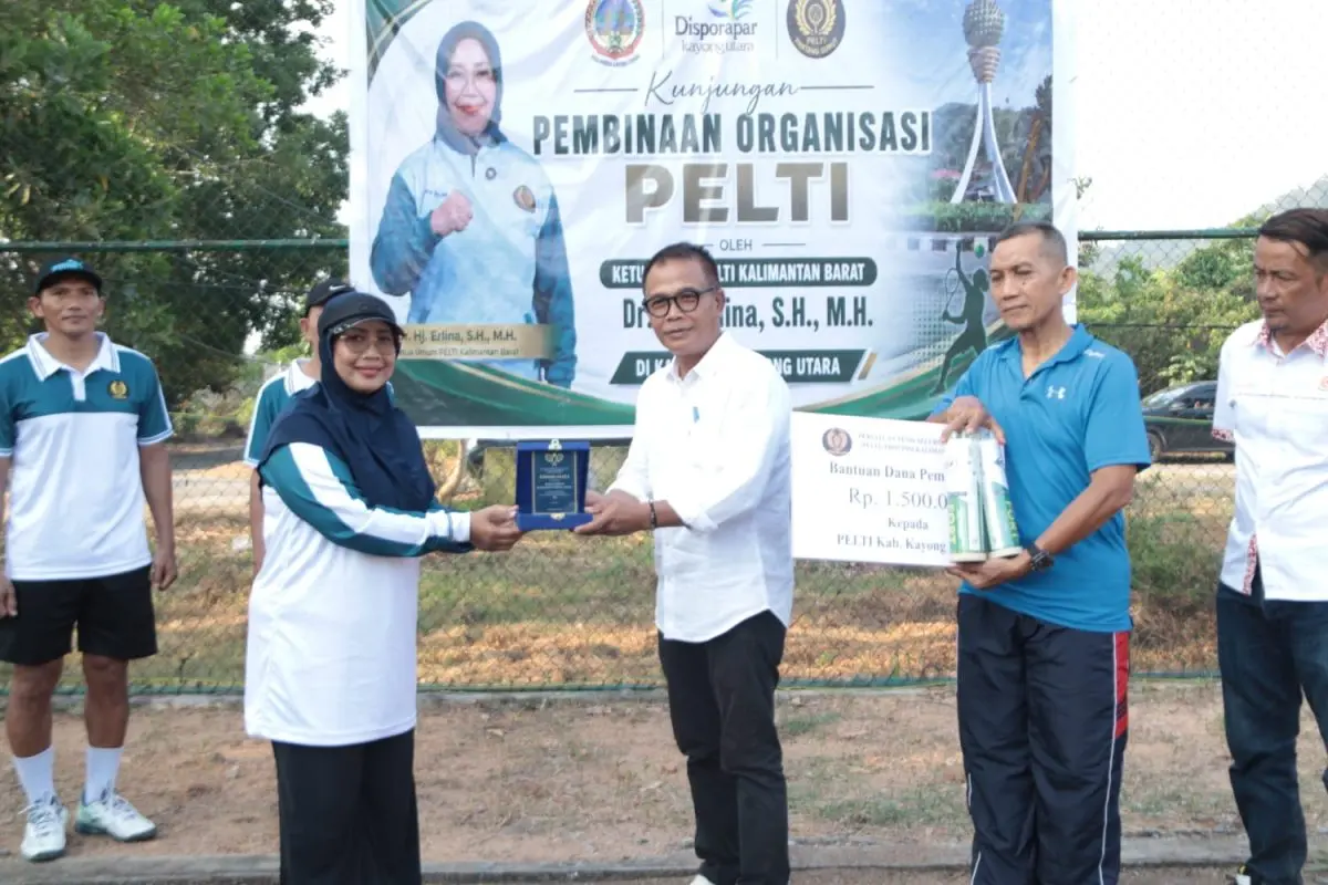 Ketua Pelti Kalbar Erlina Norsan Dorong Pembinaan Atlet Tenis Muda di Kayong Utara