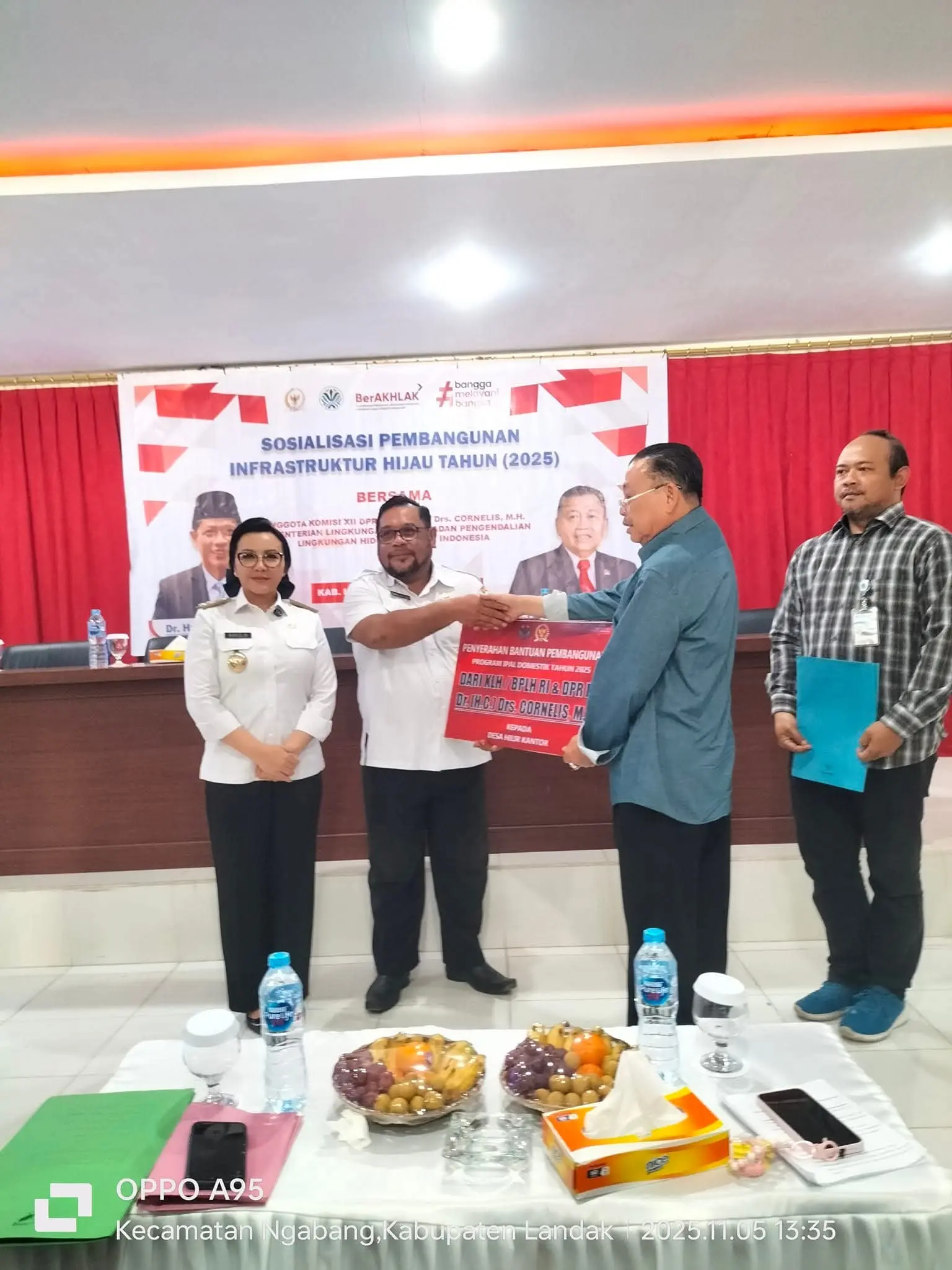 Bupati Karolin Buka Sosialisasi Pembangunan Infrastruktur Hijau di Landak Kerjasama dengan Kementerian Lingkungan Hidup dan Kehutanan