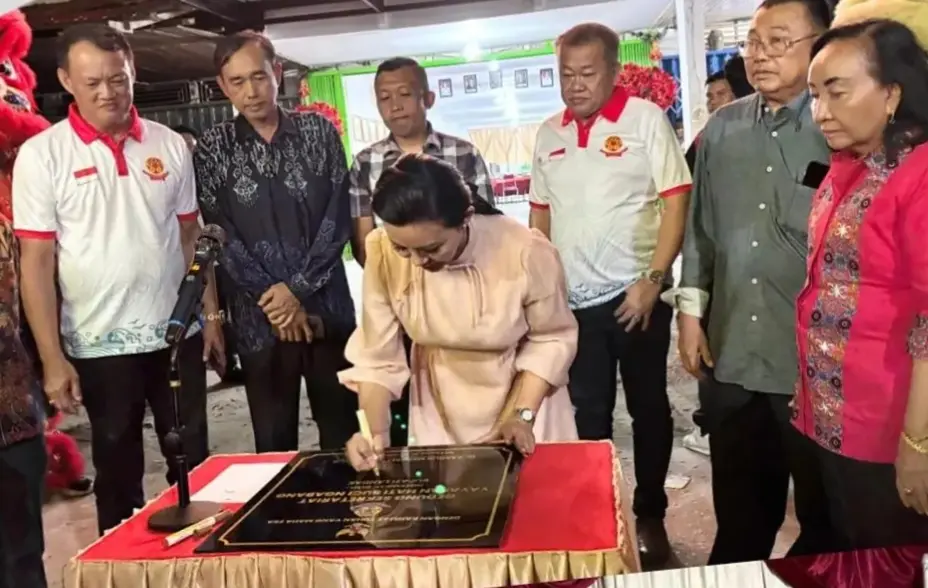 Bupati Landak Resmikan Gedung Baru Sekretariat Yayasan Hati Suci Ngabang
