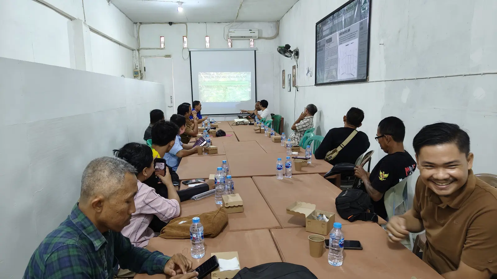 Jurnalis Landak Gandeng KPH dan Aktivis Kampanyekan Peduli Lingkungan