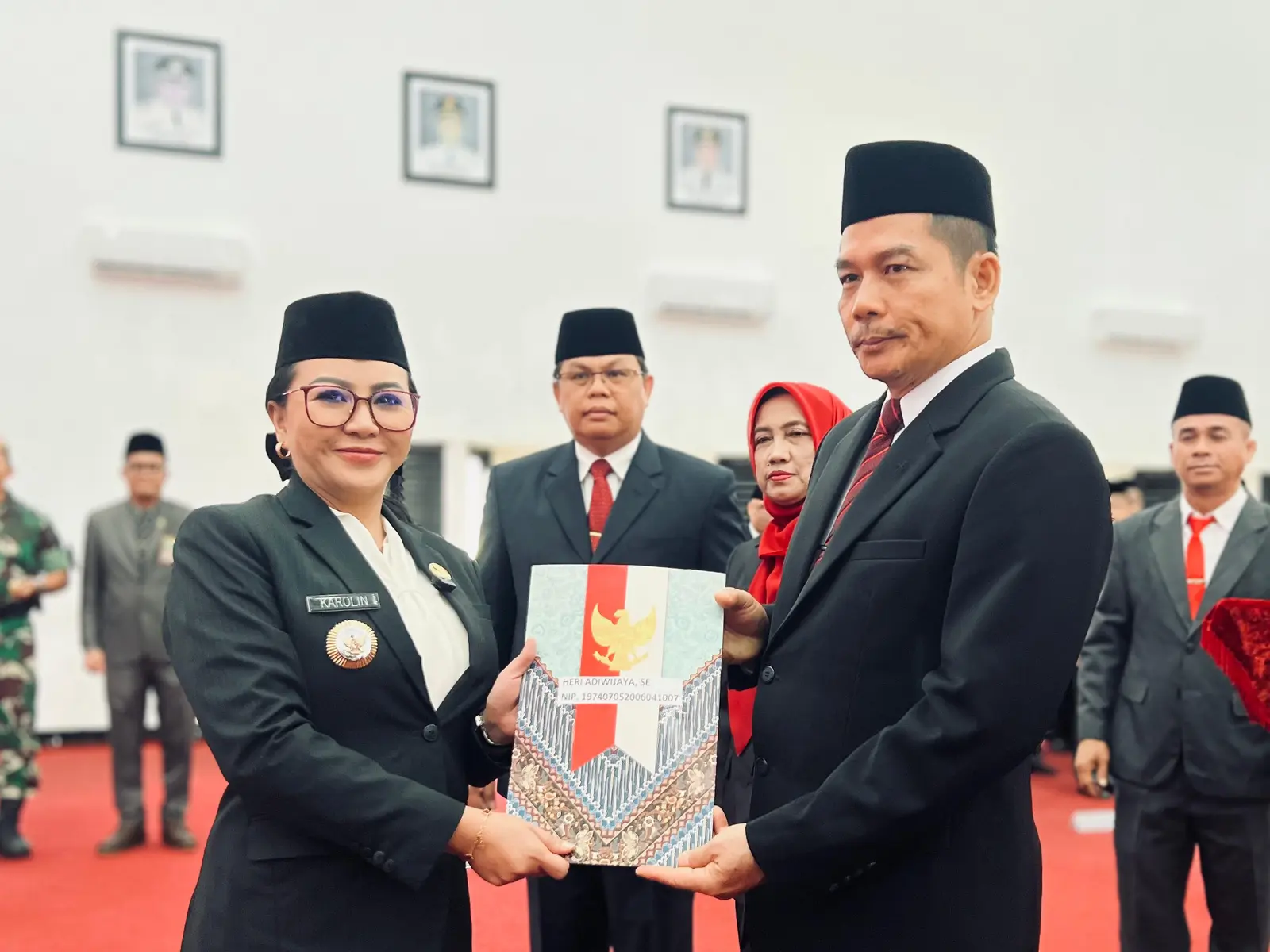Bupati Landak Lantik Heri Adiwijaya sebagai Sekda Baru, Tegaskan Peran Strategic Leader dalam Birokrasi