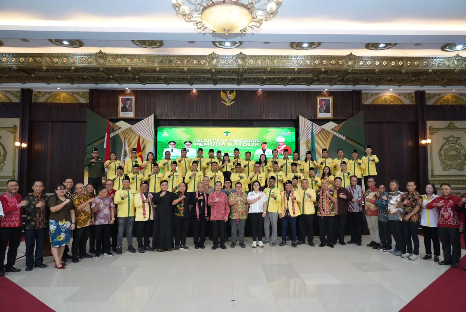 HADIRI PENGUKUHAN PENGURUS PEMUDA KATOLIK KOMDA KALBAR, GUBERNUR RIA NORSAN HARAPKAN SINERGI DAN KOLABORASI UNTUK BANGUN DAERAH