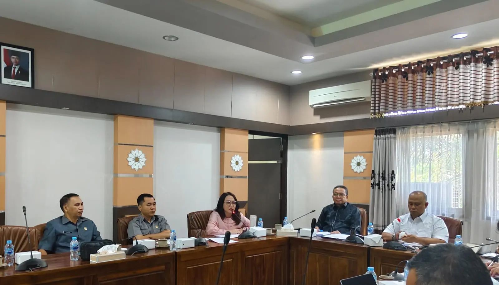 Samsat Ngabang Diusulkan Sebagai UPT PPD oleh Komisi III Anggeline Fremalco kepada Pemprov Kalbar.