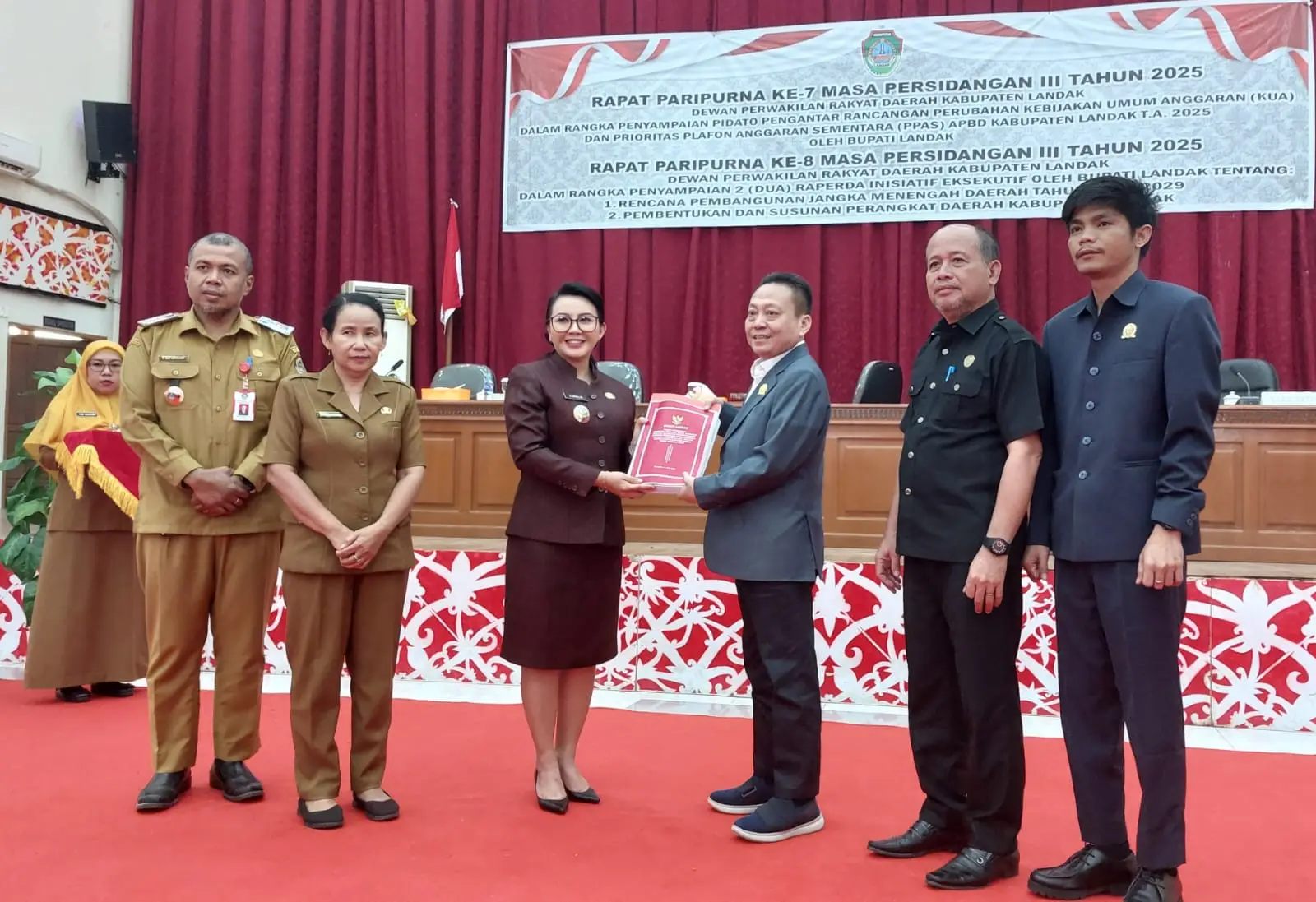 DPRD Landak Dukung Penuh Pembahasan Perubahan KUA-PPAS dan Dua Raperda Inisiatif Eksekutif
