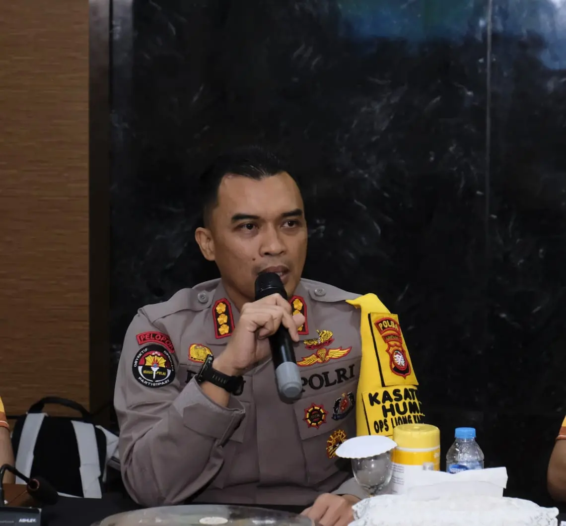 Polda Kalbar Lakukan Mutasi Besar 32 Pejabat, AKBP Siswo Dwi Nugroho Kapolres Landak Kini Jabat Wadirkrimum Polda Kalbar digantikan AKBP Devi Ariantari Sebagai Kapolres Landak