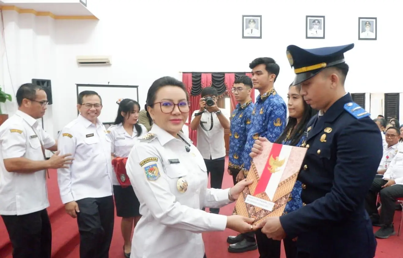 SEBANYAK 312 CPNS FORMASI 2024 TERIMA SK PENGANGKATAN DI LINGKUNGAN PEMERINTAH KABUPATEN LANDAK