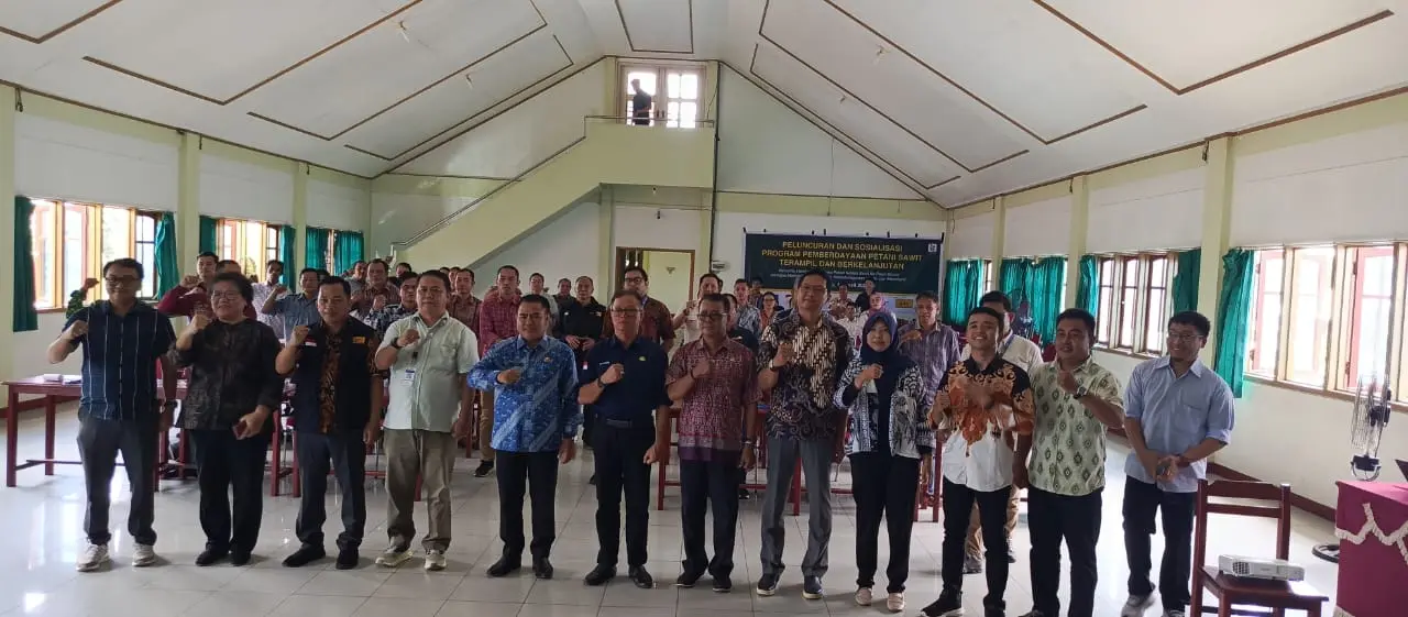 Buka Sosialisasi Pemberdayaan Petani, Bupati Sekadau Aron Sebut Langkah Tepat Tingkatkan SDM Petani.
