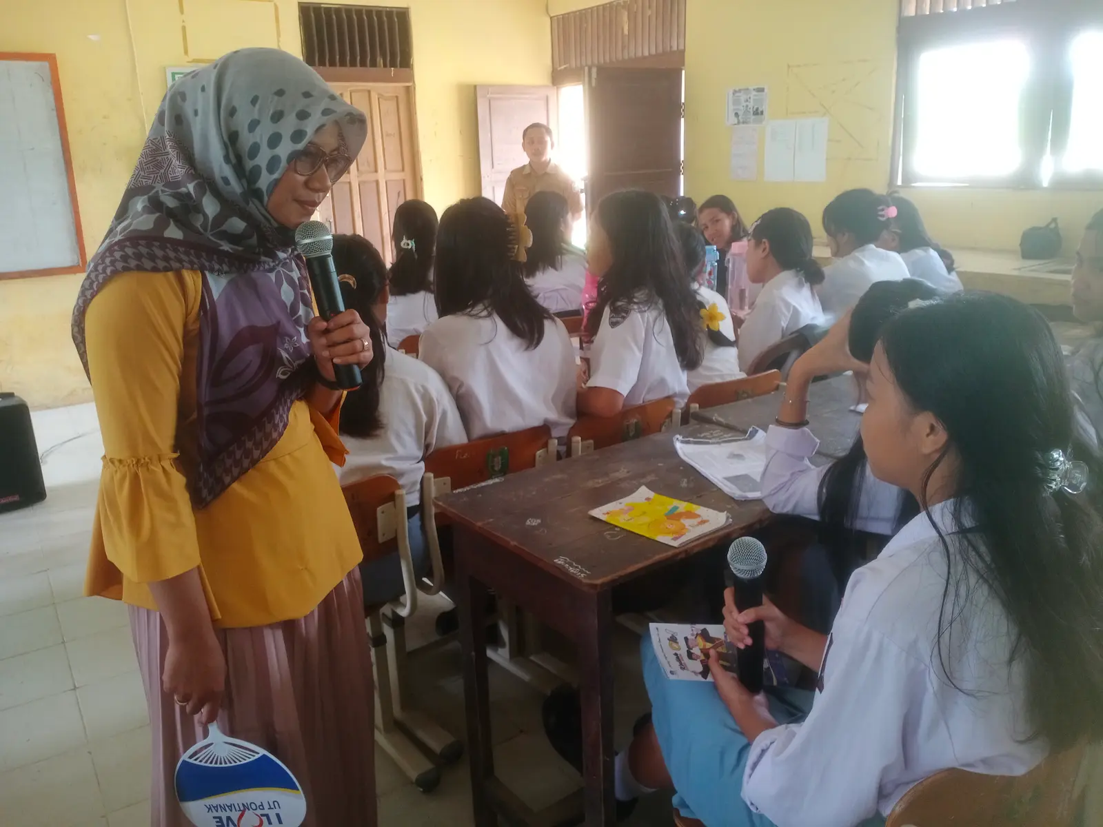 Siswa SMAN Jelimpo Antusias Ikuti Sosialisasi Universitas Terbuka (UT)