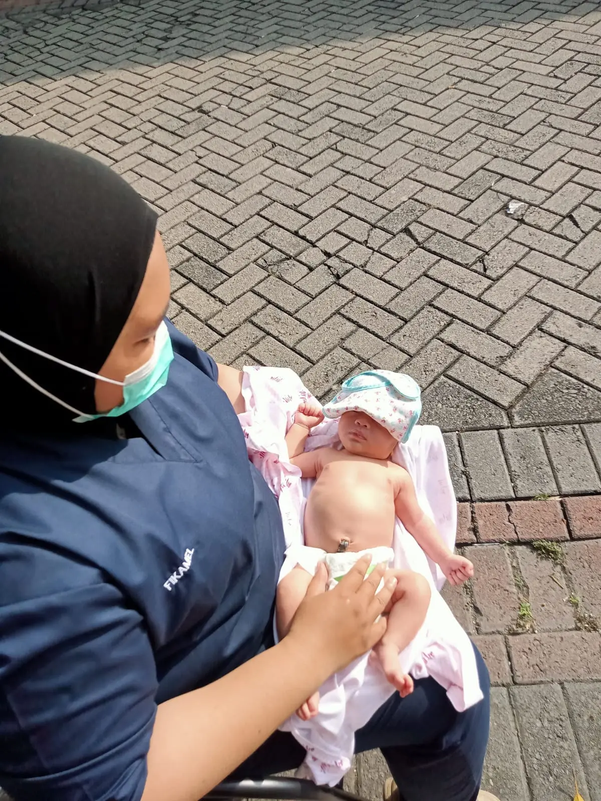 Perawatan bayi 7 hari